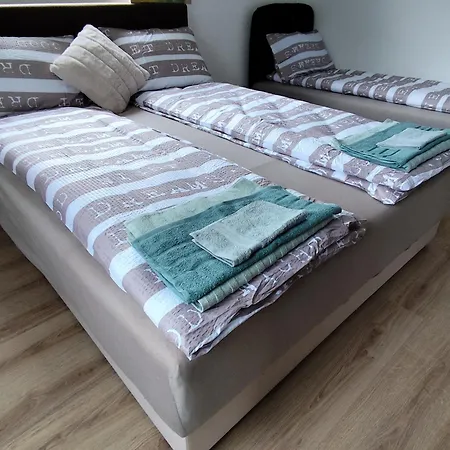 بيت للعطل Oaza Mira