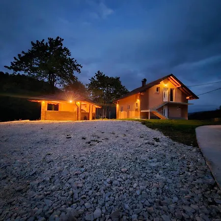 بيت للعطل Oaza Mira Sipovo